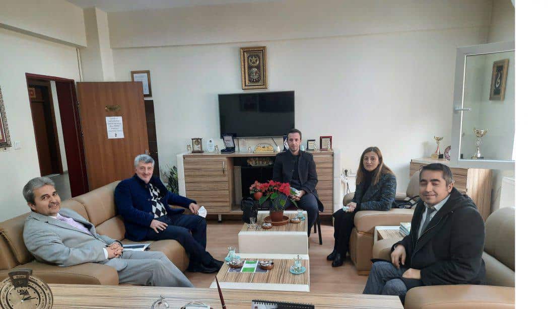 İNCİRLİOVA YÖGEP 10.03.2022 tarihinde ilçe Müdürümüz Mustafa ÇALIŞKAN 'ın odasında toplandı.