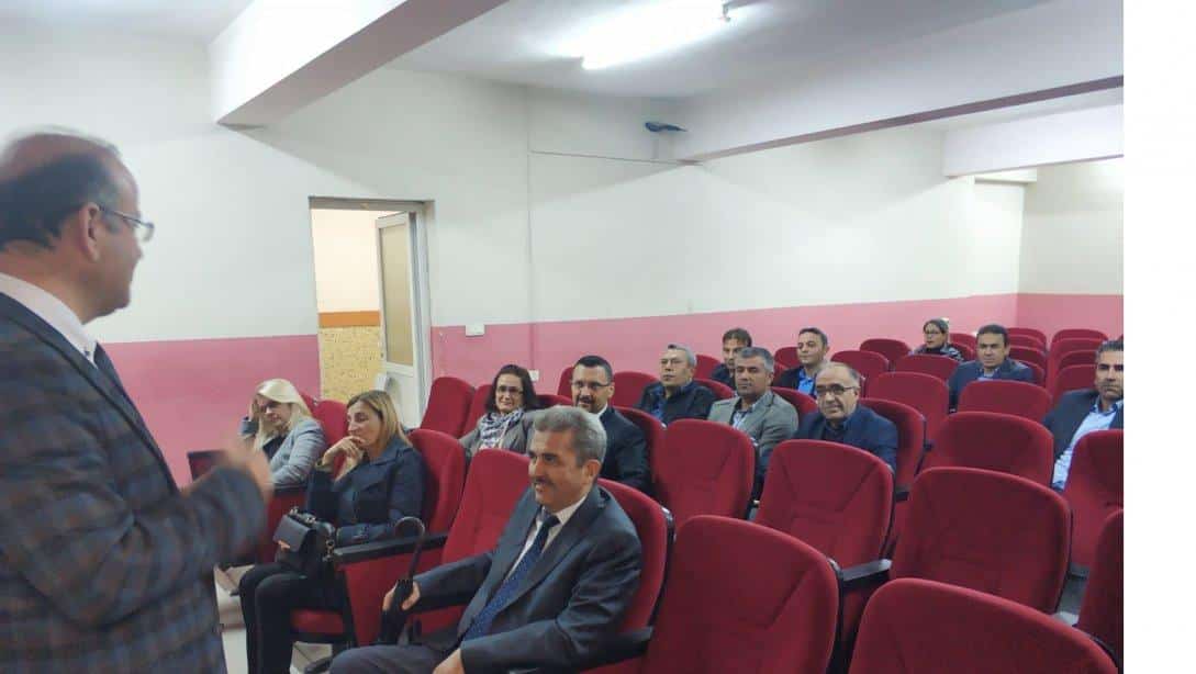 7 -11 Kasım Tarihleri Arasında Düzenlenecek olan YÖGEP Semineri İlçe Milli Eğitim Müdürümüz Sayın Mustafa ÇALIŞKAN'ın Konuşması ile Başladı.