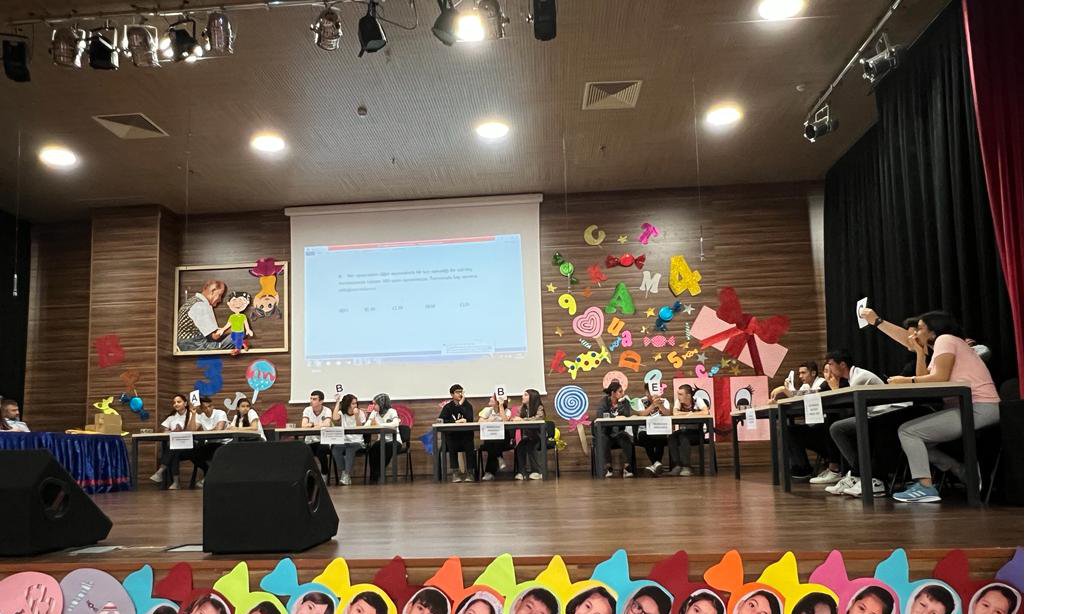 İlçe Müdürümüz Sayın Mustafa ÇALIŞKAN'ın Katılımları ile İlçemiz Lise ve Ortaokulları Arası Eğitime Destek Platformu (EDEP) Kapsamında Bilgi Kültür  Final Yarışmaları Yapıldı.