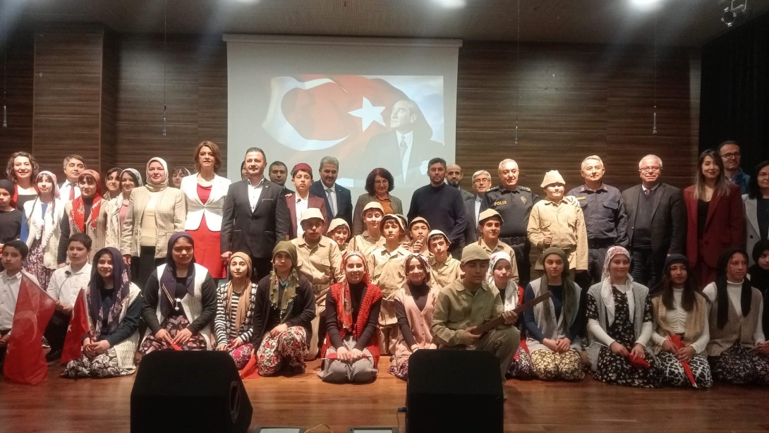 İlçemizde 12 Mart İstiklal Marşı'nın Kabulü ve Mehmet Akif Ersoy'u Anma günü Programı Düzenlendi.